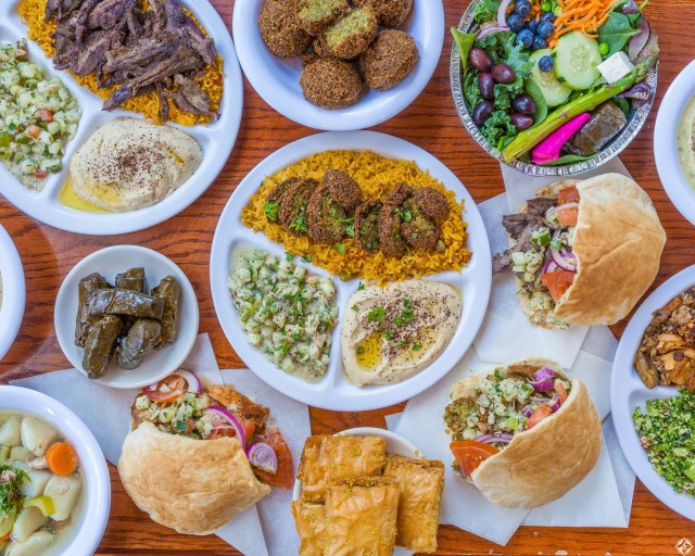 مطعم Al Bawadi Grill