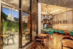 ZEN Cafe &amp; Lounge