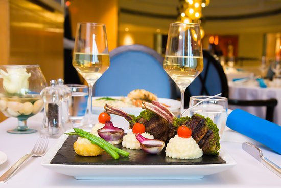 مطعم و غريل بلو